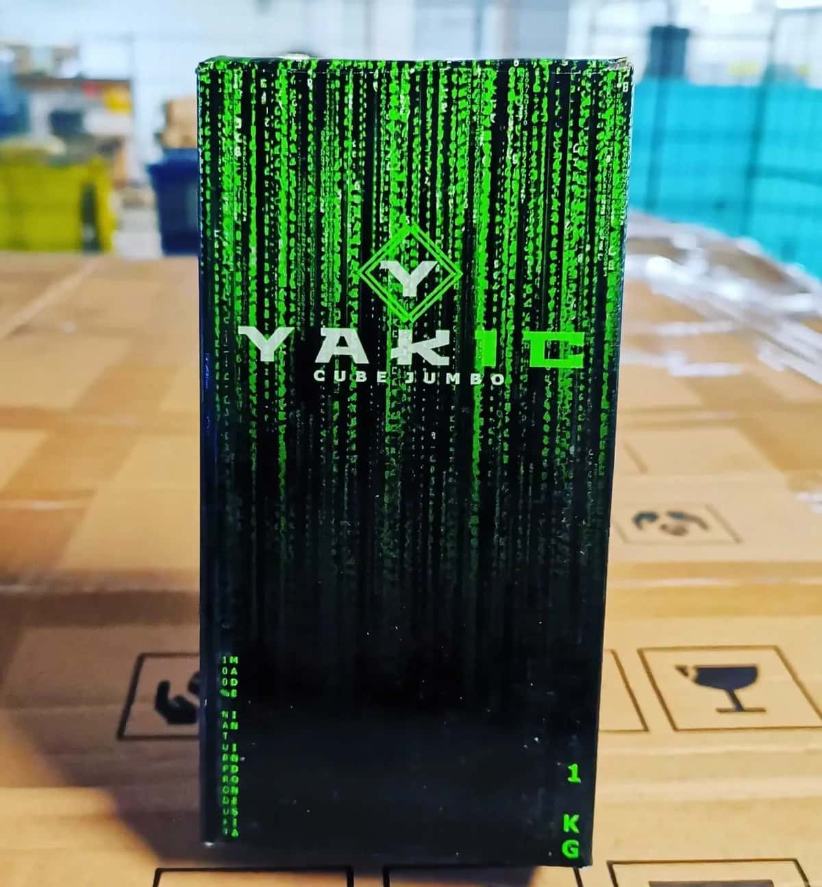 Neue Yakic Cube JUMBO Shisha Kohle