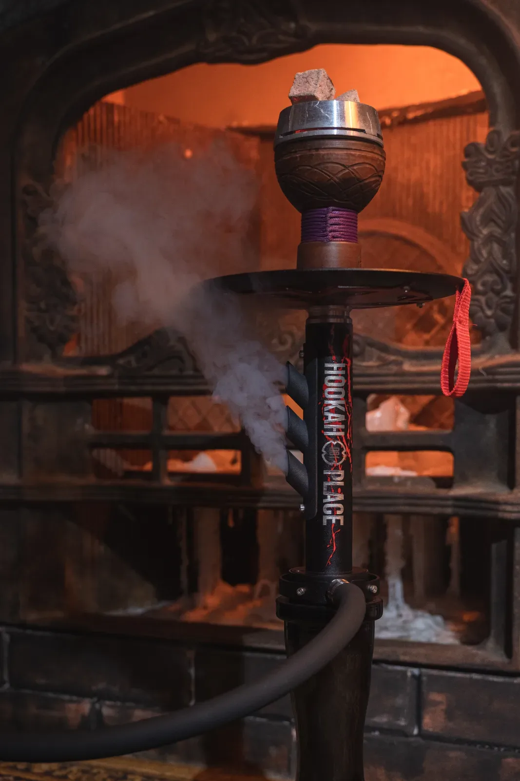 El Bomber Hookah Place Hero