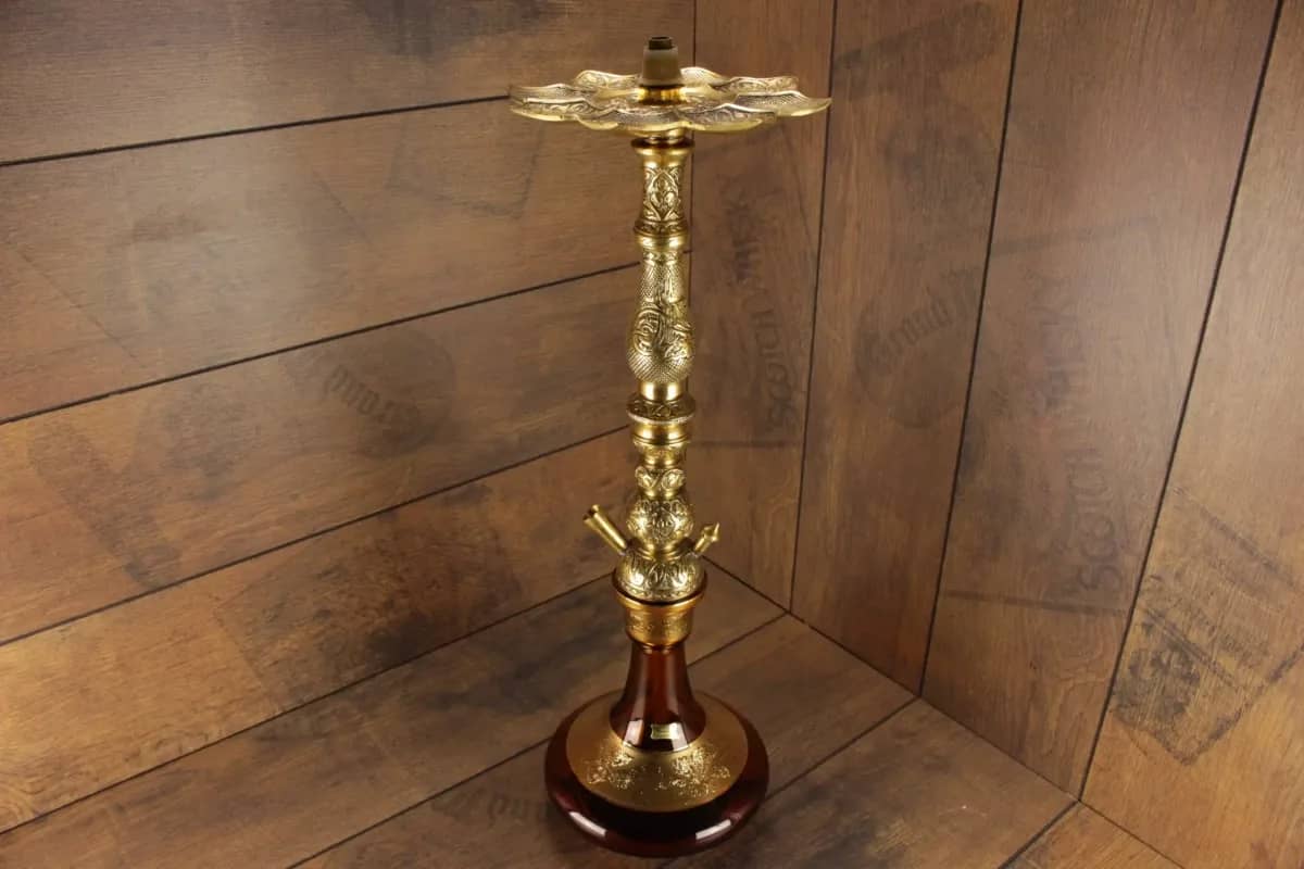 Traditionelle Shisha richtig polieren