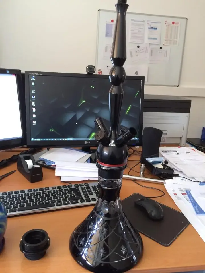 Shisha Customs zeigen Base Stopfen Prototypen